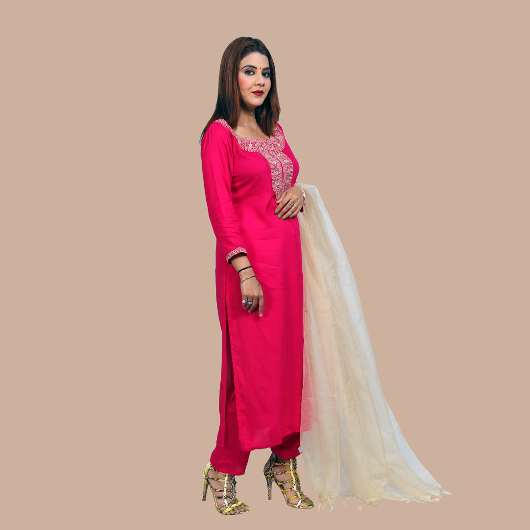 Suit sets emboridery rayon magenta with dupatta