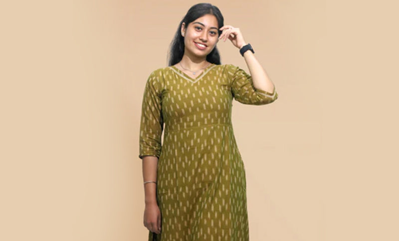 The long kurta in green cotton Ikat fabric