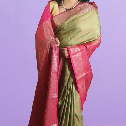 Saree Resham Tanchhui with Blouse Green with Mageanta Pallu